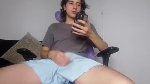 Snapshot of alex_connorr chatting on July 6, 1:46 am alex_connorr online show from July 6, 1:46 am