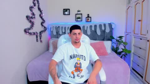 alex online show from December 6, 3:22 pm