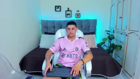 alex online show from January 23, 12:09 pm