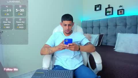 alex online show from January 31, 12:07 pm