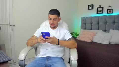 alex online show from February 13, 12:43 pm