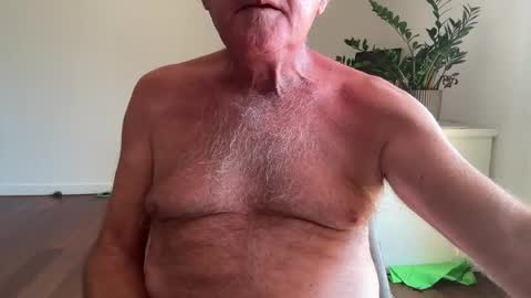 Snapshot of alex_fetishplayer chatting on July 20, 11:01 am Alex online show from July 20, 11:01 am