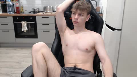 Alex online show from December 7, 1:58 am