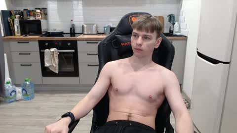 Alex online show from January 2, 8:02 pm