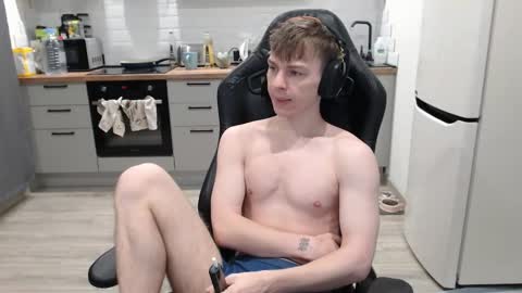 Alex online show from March 1, 7:04 pm