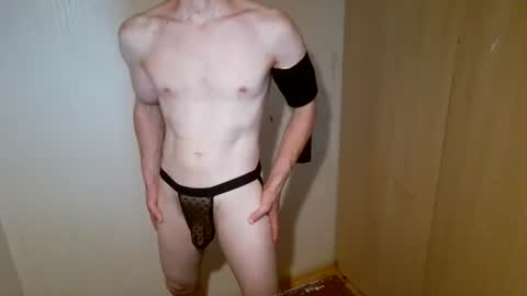 Snapshot of alex_love_is_ chatting on July 1, 7:32 am Alex online show from July 1, 7:32 am