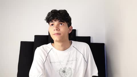 Snapshot of alex_mark_ chatting on September 16, 4:52 pm alex_mark_ online show from September 16, 4:52 pm