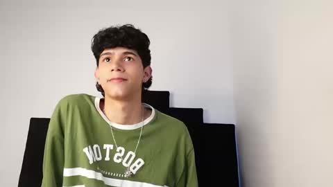 Snapshot of alex_mark_ chatting on September 23, 2:09 pm alex_mark_ online show from September 23, 2:09 pm