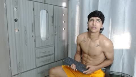 Snapshot of alex_martin47 chatting on July 12, 9:17 pm alex online show from July 12, 9:17 pm