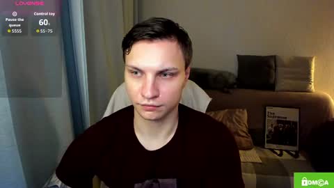 Snapshot of alex_milson chatting on June 26, 9:52 pm alex_milson online show from June 26, 9:52 pm