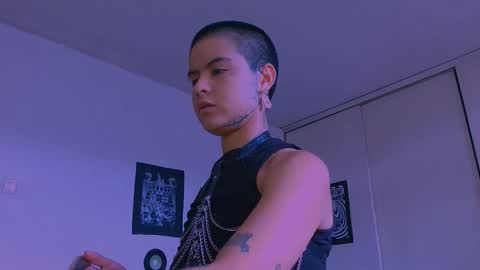 Snapshot of alex_one888 chatting on February 3, 6:57 pm Alex online show from February 3, 6:57 pm