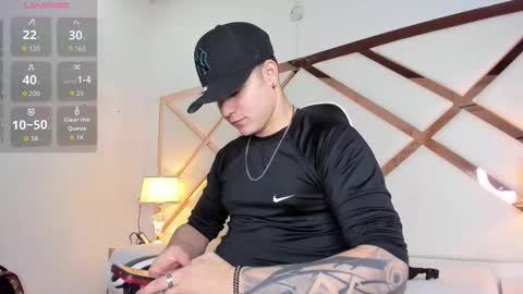 Alex  online show from February 18, 7:10 pm