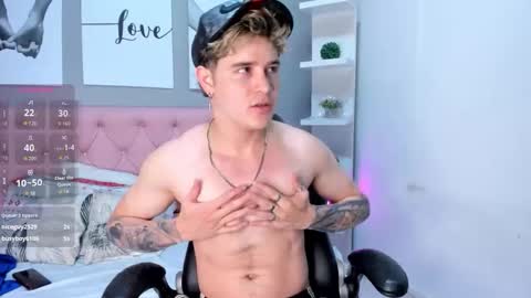 Alex  online show from June 3, 8:14 pm