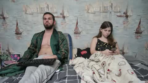 Alex and Sarah online show from October 26, 12:27 am