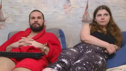 Alex and Sarah online show from April 24, 6:43 pm