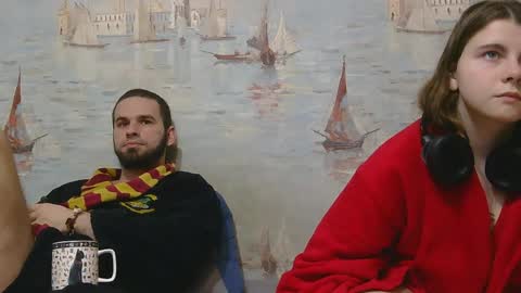 Snapshot of alex_sarah_sex chatting on April 30, 11:42 pm Alex and Sarah online show from April 30, 11:42 pm