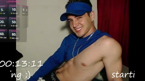 Snapshot of alex_smith0 chatting on January 4, 2:14 am online show from January 4, 2:14 am