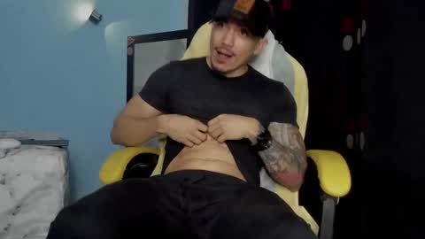 alex_sthorm online show from October 28, 4:49 am