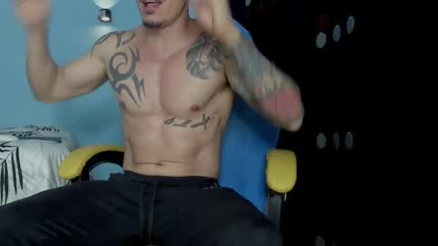 alex_sthorm online show from November 11, 3:39 am