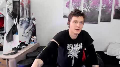 Alex WandHot online show from February 14, 8:10 am