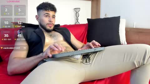alex_wolf05 online show from April 12, 6:24 pm