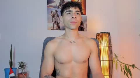 Snapshot of alex_zt7 chatting on June 13, 4:27 pm x online show from June 13, 4:27 pm