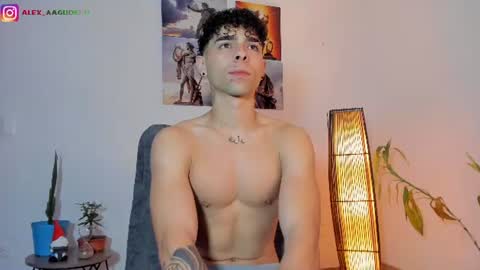 Snapshot of alex_zt7 chatting on July 5, 5:53 pm x online show from July 5, 5:53 pm