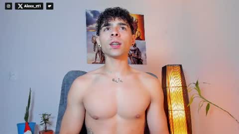 Snapshot of alex_zt7 chatting on July 13, 4:54 pm x online show from July 13, 4:54 pm