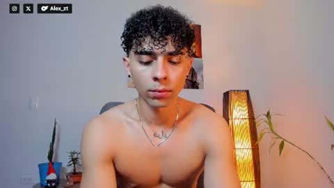 Snapshot of alex_zt7 chatting on July 18, 3:27 pm x online show from July 18, 3:27 pm