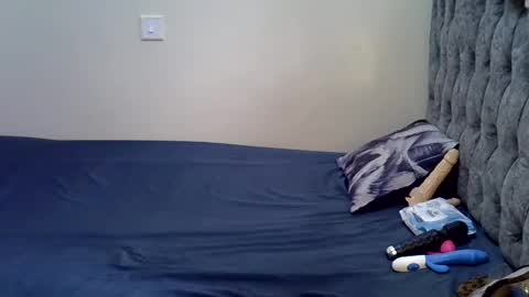 Snapshot of alexa_3909 chatting on June 27, 8:52 am alexa_3909 online show from June 27, 8:52 am