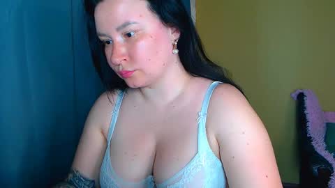 Snapshot of alexa__lexie chatting on May 24, 8:30 am Alexa online show from May 24, 8:30 am