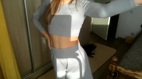 alexa_dreaam online show from October 18, 6:58 am
