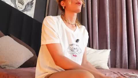 Snapshot of alexa_duque34 chatting on June 21, 2:08 pm Alexa online show from June 21, 2:08 pm