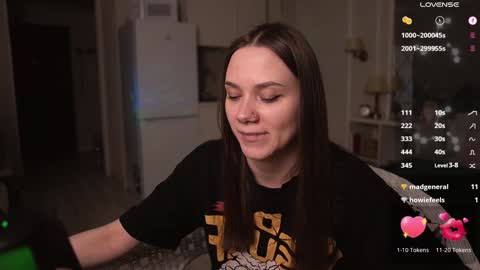 Snapshot of alexa_feels chatting on February 8, 6:44 pm Little Duck homie online show from February 8, 6:44 pm