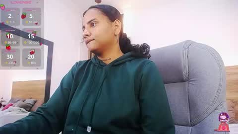 Alexa Forbes online show from July 11, 3:31 am
