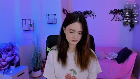 Snapshot of alexa_night_ chatting on June 23, 7:01 pm alexa_night_ online show from June 23, 7:01 pm