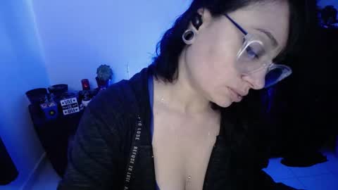 Snapshot of alexa_sweet69x chatting on December 29, 12:41 am Alexa online show from December 29, 12:41 am