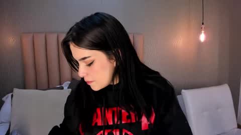 Alexa Thaylor online show from January 16, 2:41 pm