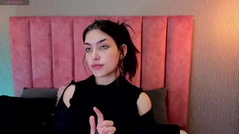 Alexa Thaylor online show from December 16, 3:17 pm