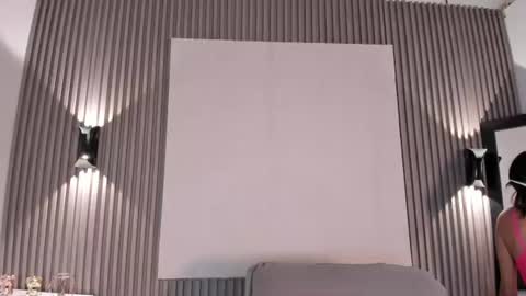 Alexa Zc  online show from June 10, 11:31 am