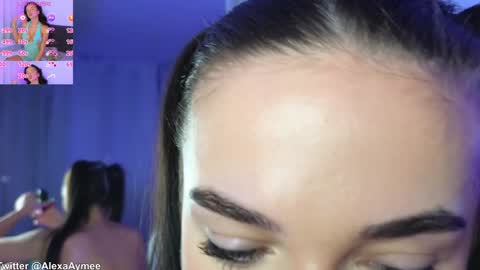 Snapshot of alexaaimee chatting on December 4, 10:46 am Alexa online show from December 4, 10:46 am