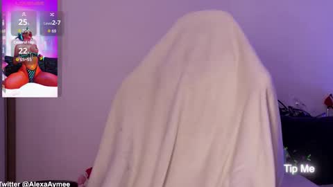 Snapshot of alexaaimee chatting on September 17, 10:11 pm Alexa online show from September 17, 10:11 pm
