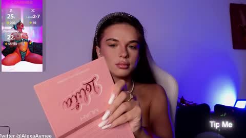 Snapshot of alexaaimee chatting on September 30, 7:41 pm Alexa online show from September 30, 7:41 pm
