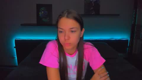 angel online show from October 31, 12:11 am