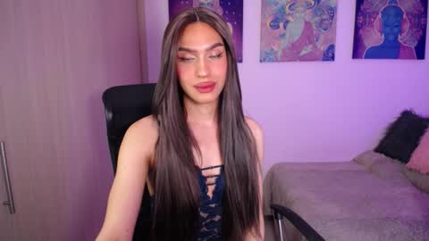 Alexa Bloomx  online show from February 6, 2:49 am