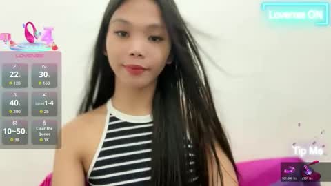 Snapshot of alexaloove chatting on May 16, 8:44 am alexa online show from May 16, 8:44 am