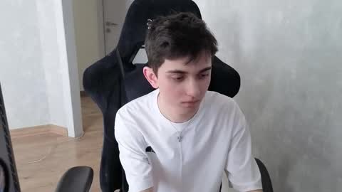 Alexander online show from April 5, 8:33 am