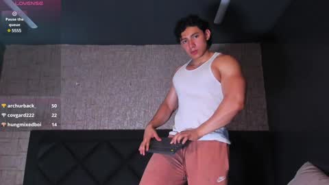 Snapshot of alexander_classy chatting on February 2, 6:37 am Alex online show from February 2, 6:37 am