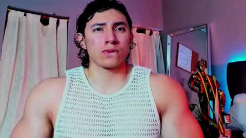 Snapshot of alexander_classy chatting on February 6, 4:28 am Alex online show from February 6, 4:28 am