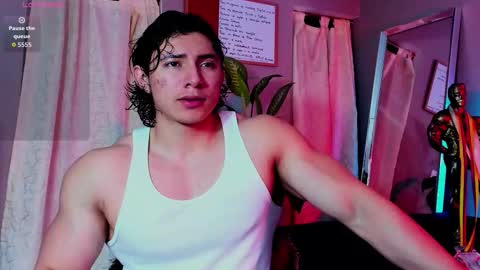 Snapshot of alexander_classy chatting on February 15, 11:34 pm Alex online show from February 15, 11:34 pm